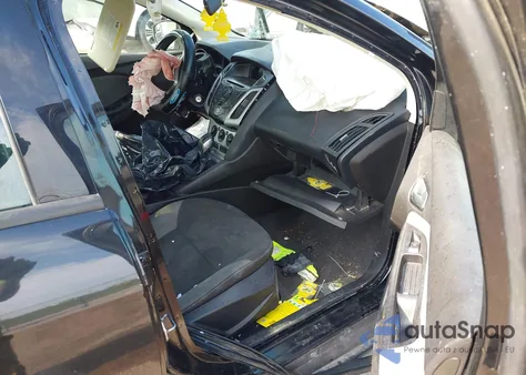 2013 Ford Focus Se из США, поврежденный, VIN 1FADP3F24DL232876